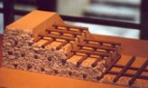 Maquette de la construction d'un mur 